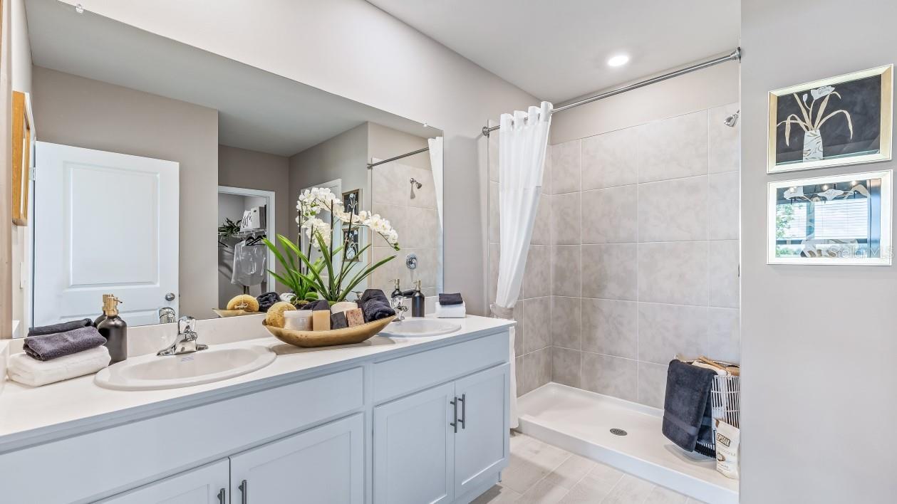 Image 13 of 15 For 9602 Turtle Grass Circle