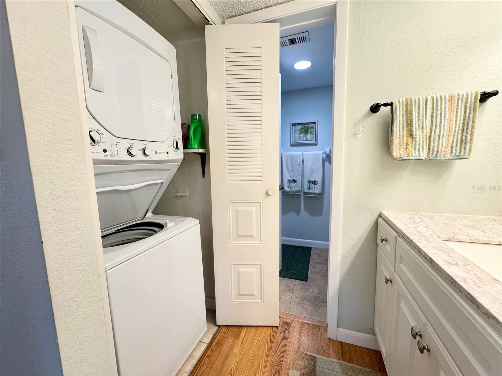 Image 18 of 31 For 19505 Quesada Avenue Ii201