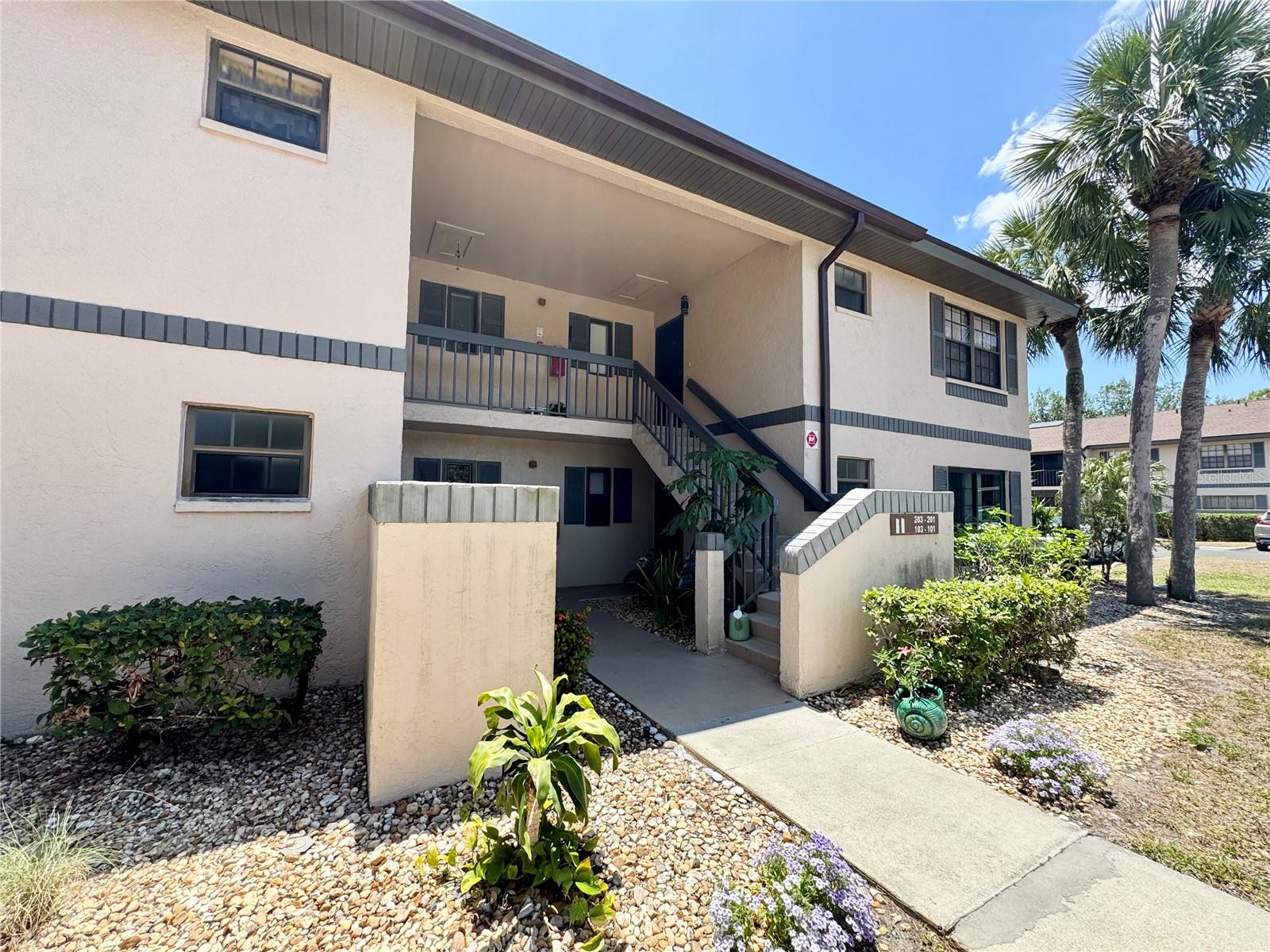 Image 3 of 31 For 19505 Quesada Avenue Ii201