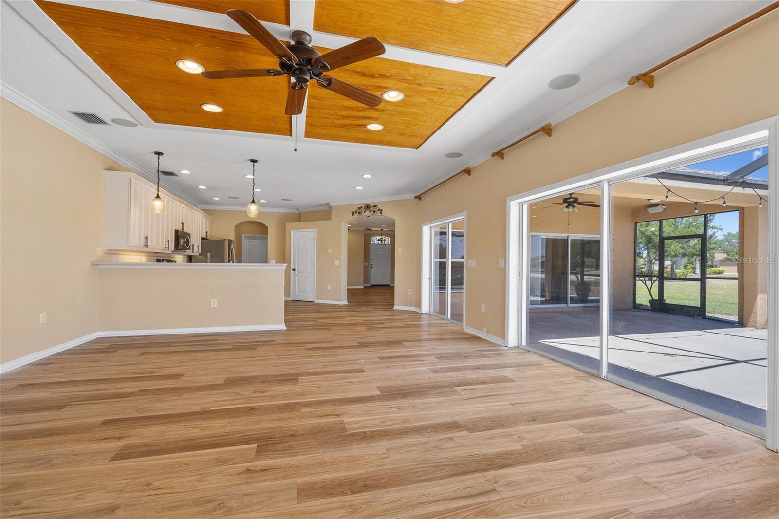 Image 13 of 48 For 2871 Suncoast Lakes Boulevard