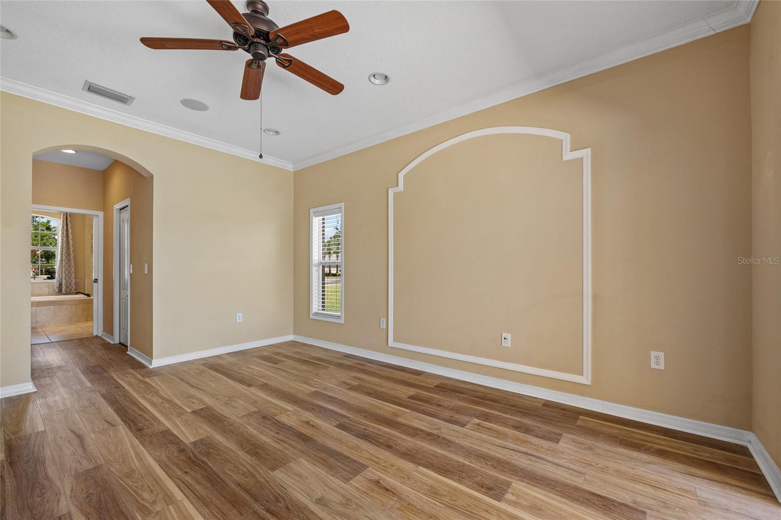 Image 15 of 48 For 2871 Suncoast Lakes Boulevard