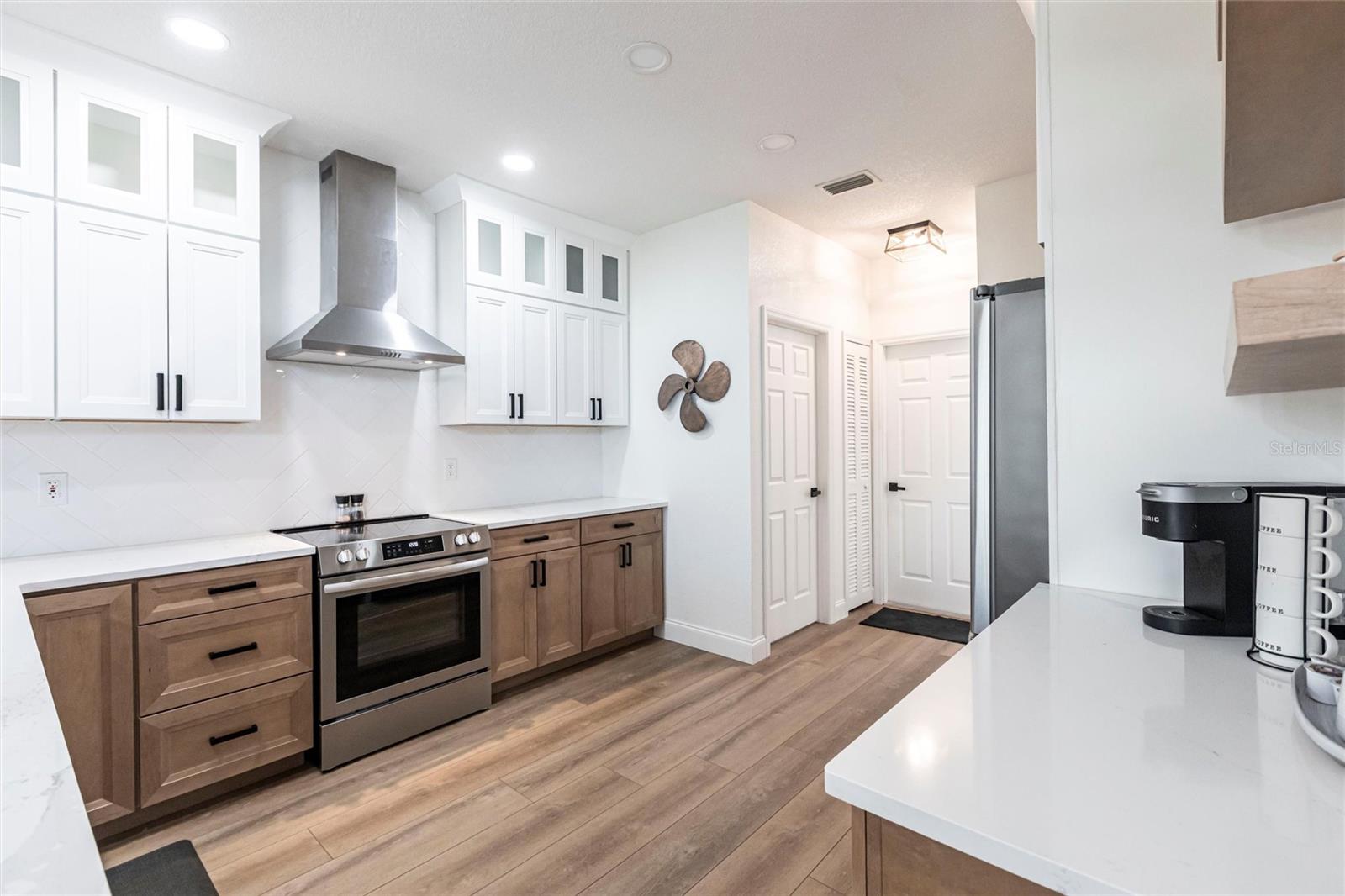 Image 13 of 50 For 1711 Boca Raton Court