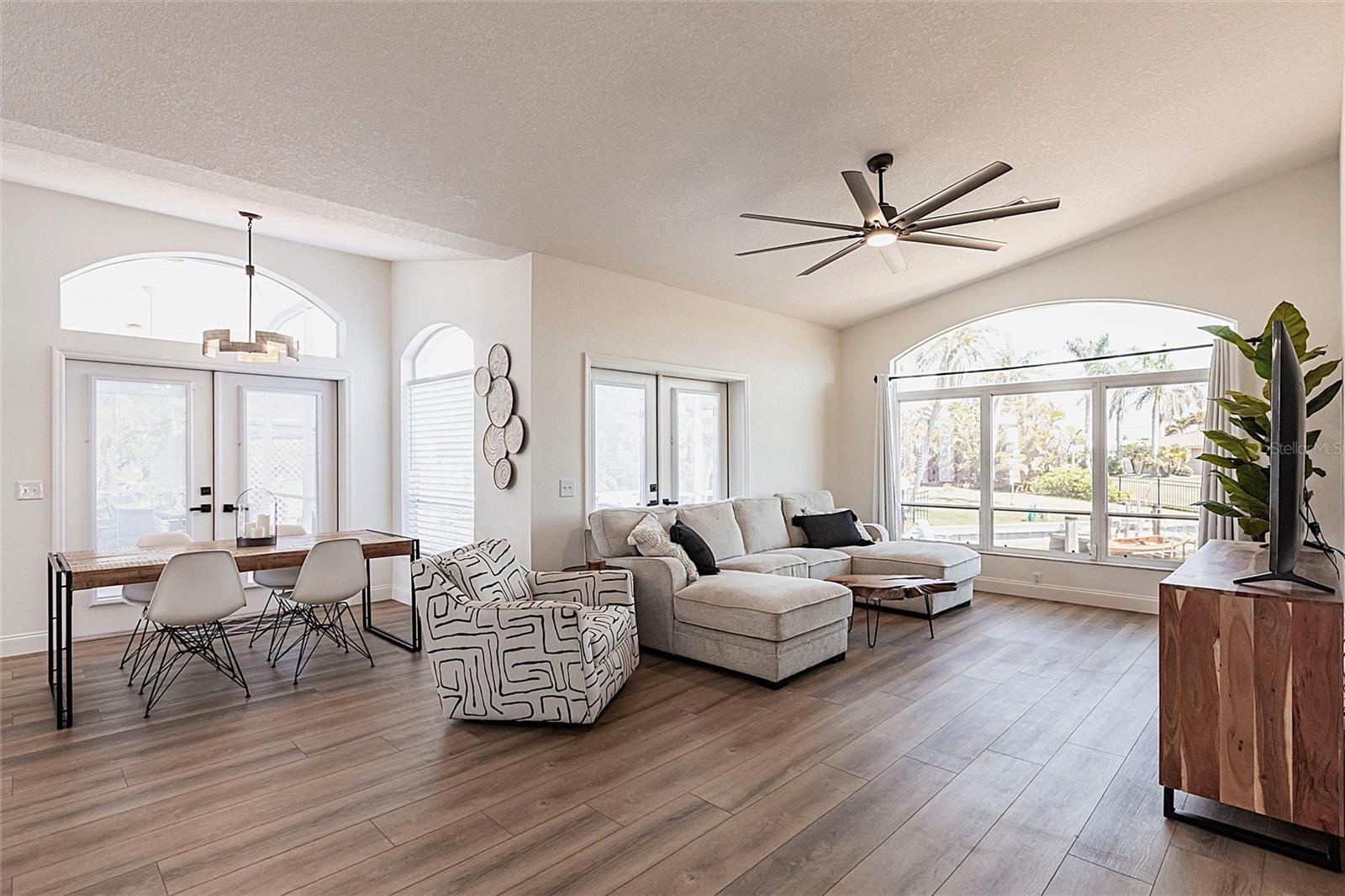 Image 17 of 50 For 1711 Boca Raton Court