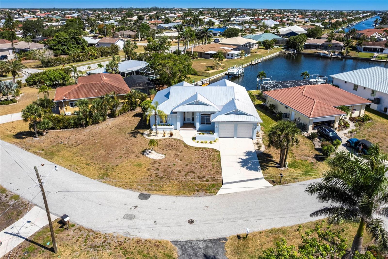 Image 2 of 50 For 1711 Boca Raton Court