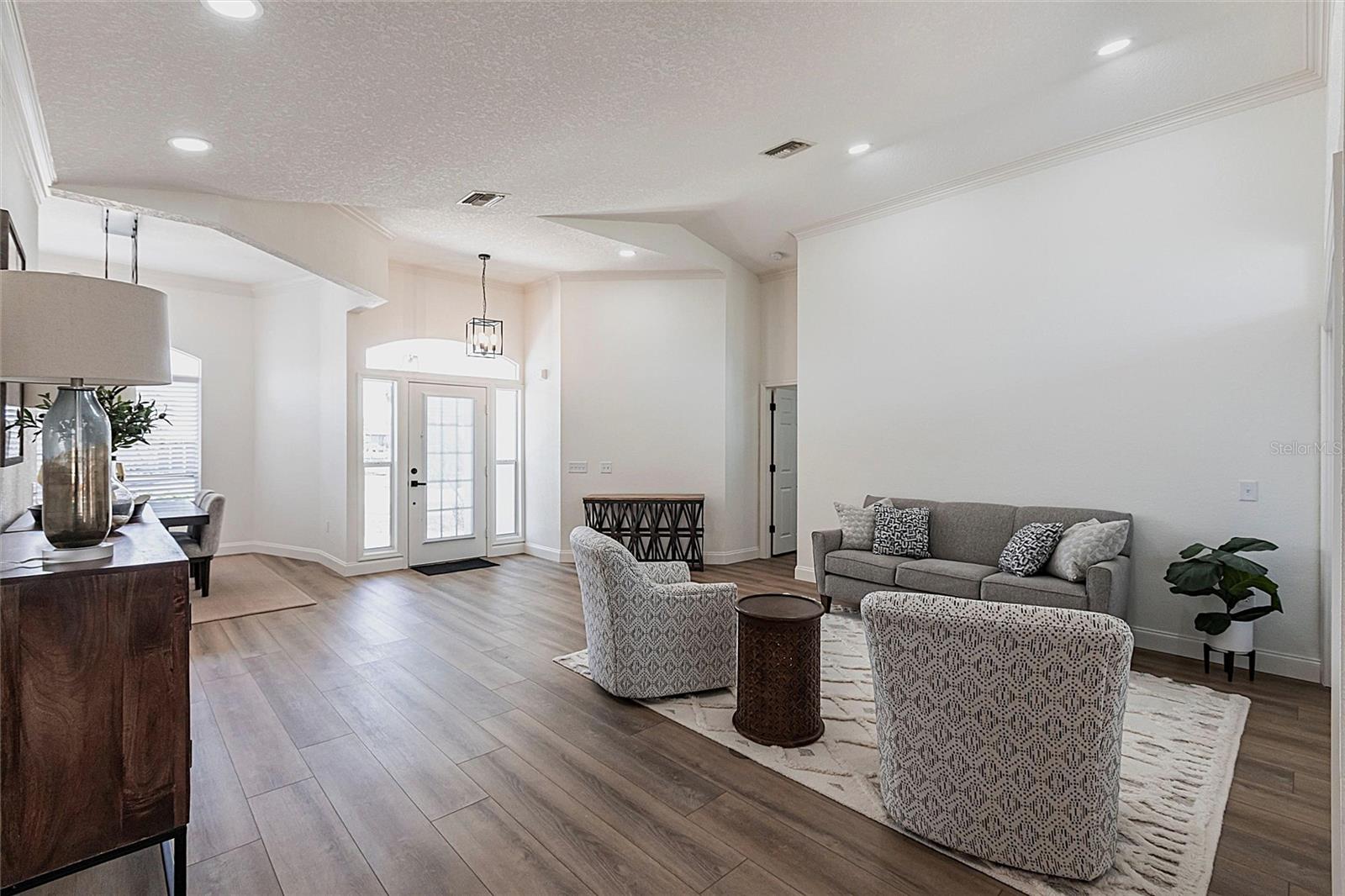 Image 5 of 50 For 1711 Boca Raton Court