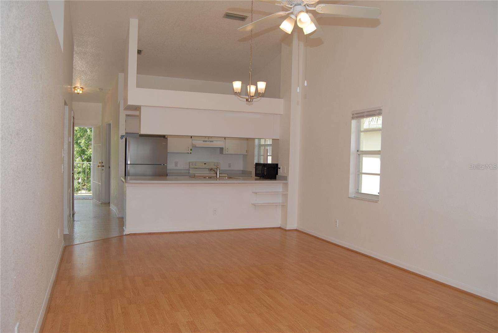 Image 10 of 28 For 1512 Rio De Janeiro Avenue 125