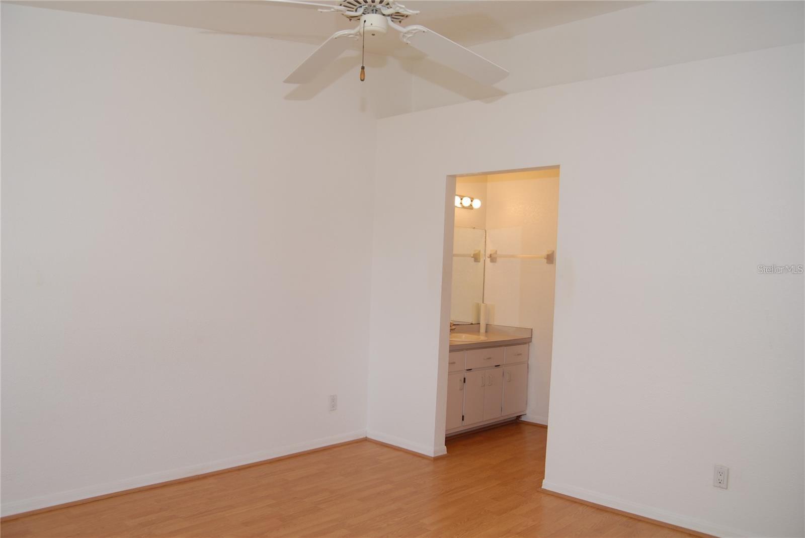 Image 13 of 28 For 1512 Rio De Janeiro Avenue 125
