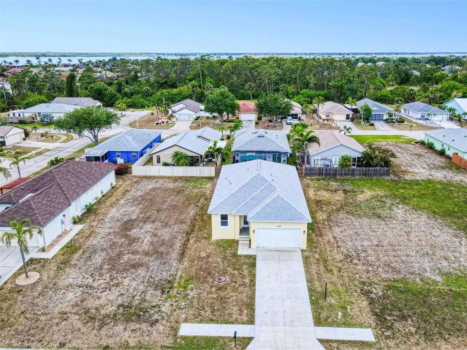 Image 37 of 48 For 4290 Oak Terrace Circle