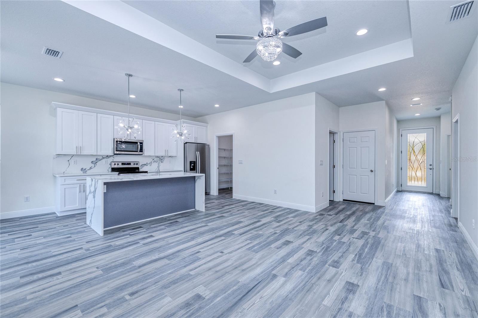 Image 18 of 48 For 4285 Oak Terrace Circle