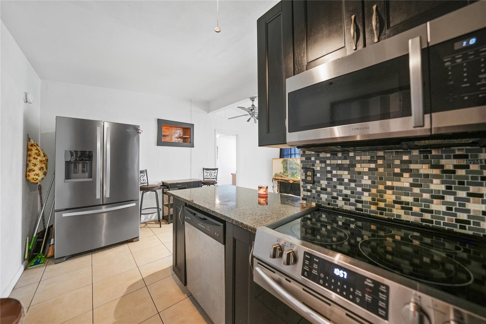 Image 10 of 38 For 2321 Dallas Street