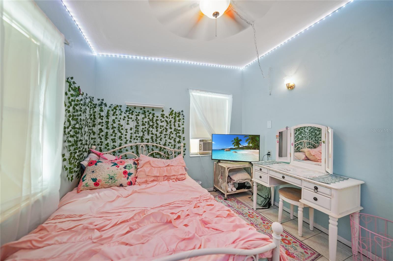 Image 22 of 38 For 2321 Dallas Street