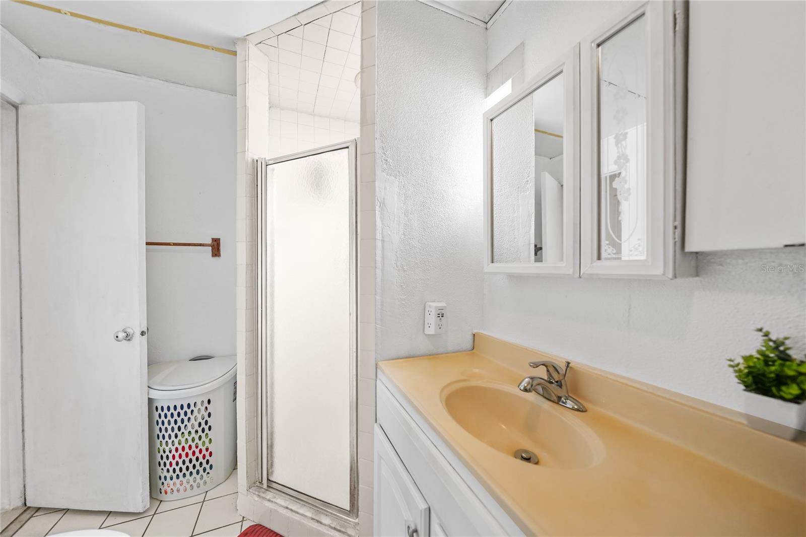 Image 23 of 38 For 2321 Dallas Street