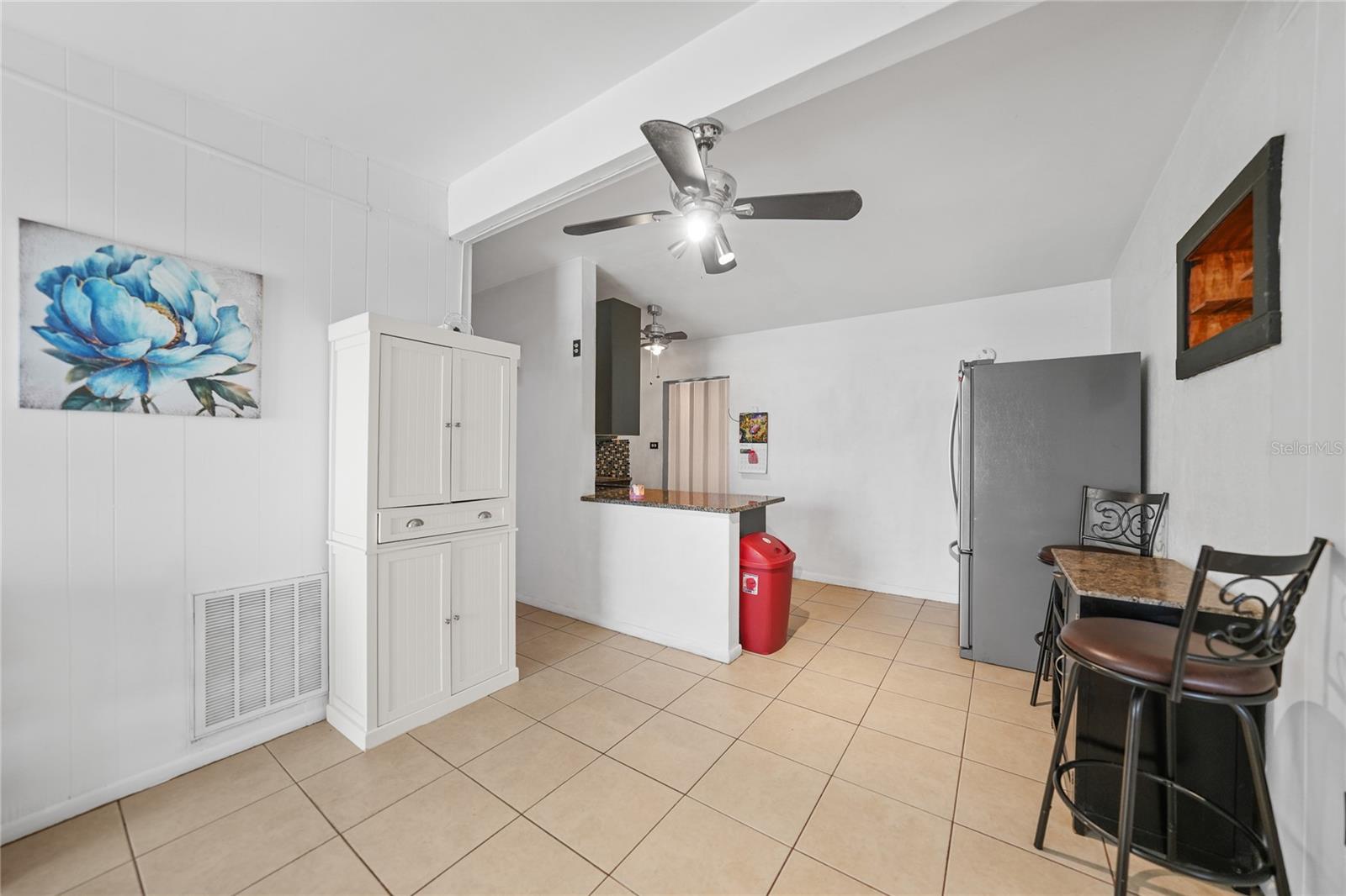 Image 9 of 38 For 2321 Dallas Street