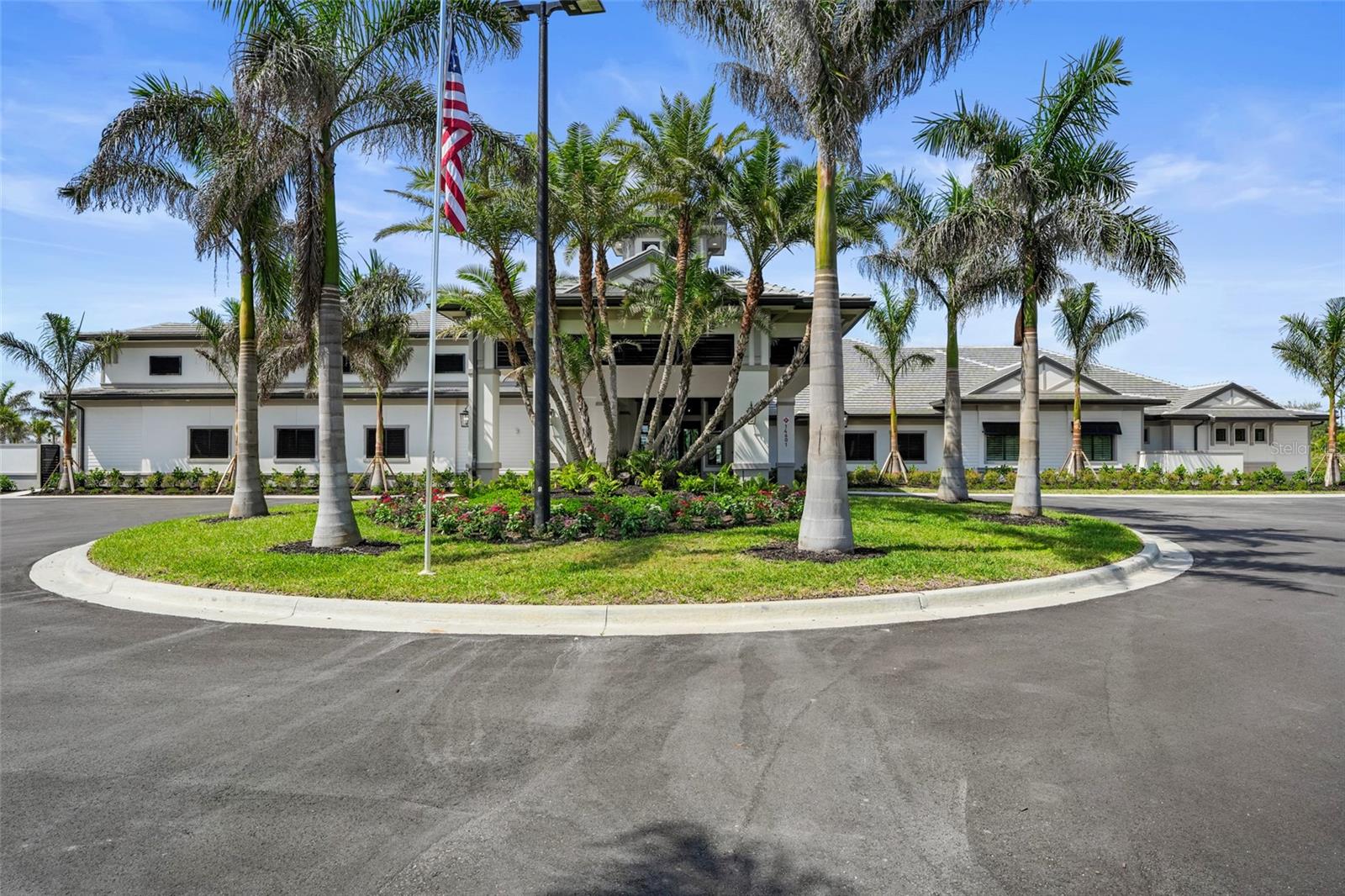 Image 35 of 61 For 14061 Heritage Landing Boulevard 445