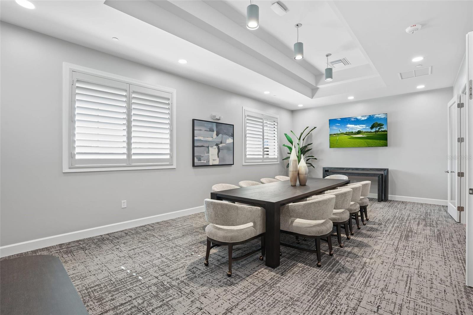 Image 41 of 61 For 14061 Heritage Landing Boulevard 445
