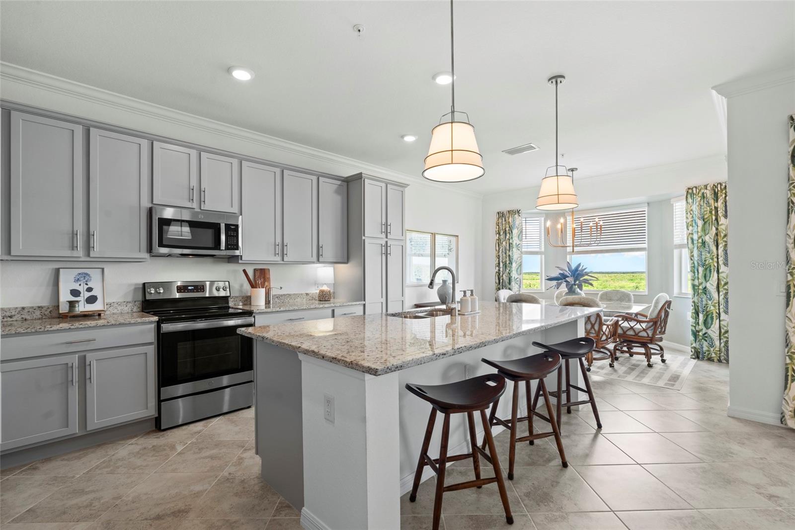 Image 8 of 61 For 14061 Heritage Landing Boulevard 445