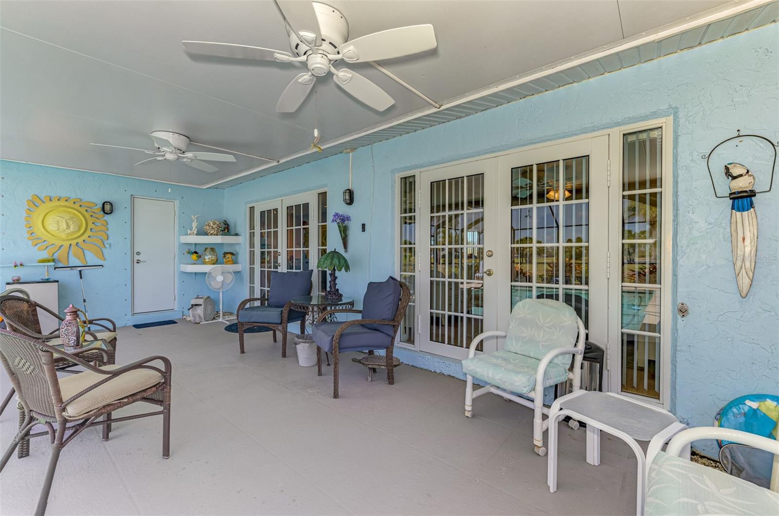 Image 44 of 67 For 142 Rotonda Circle