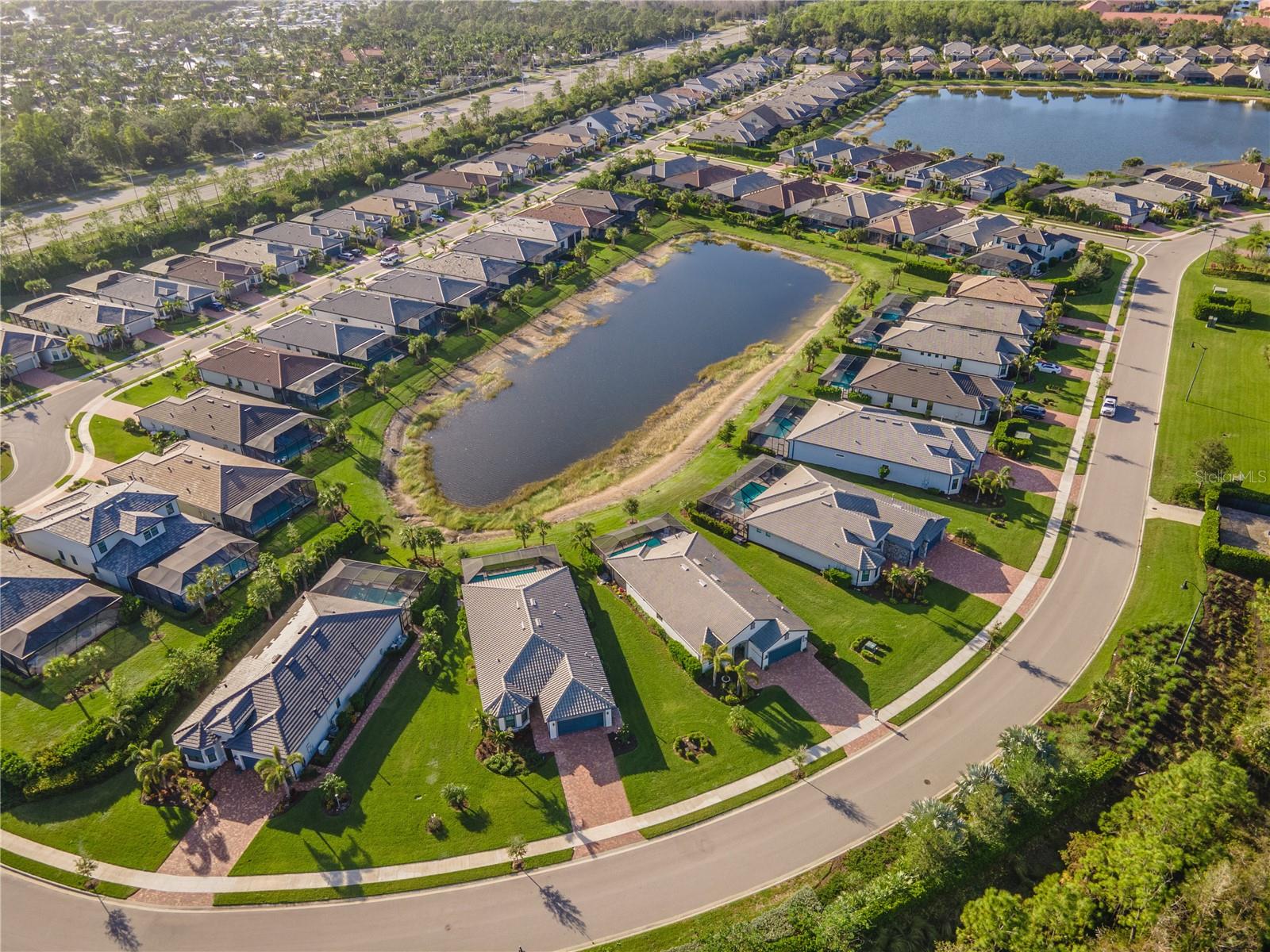 Image 72 of 81 For 6763 Winding Cypress Drive