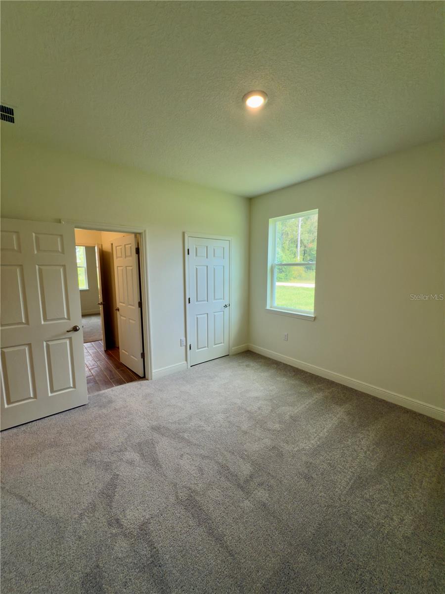 Image 20 of 22 For 8567 Golfview Drive