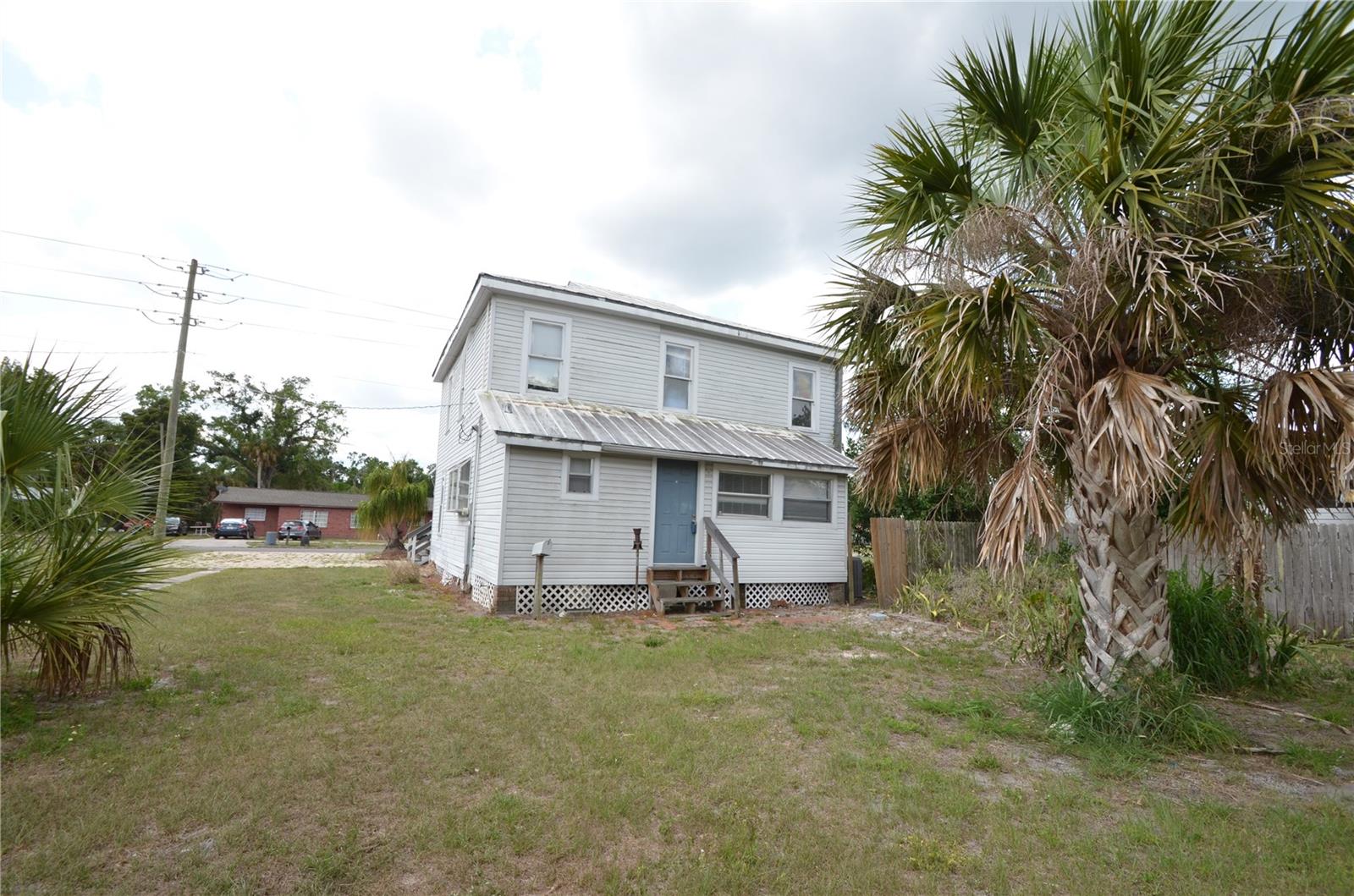 Listing photo id 23 for 214 Whidden Street