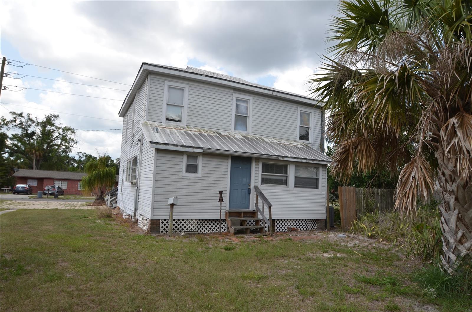 Listing photo id 24 for 214 Whidden Street