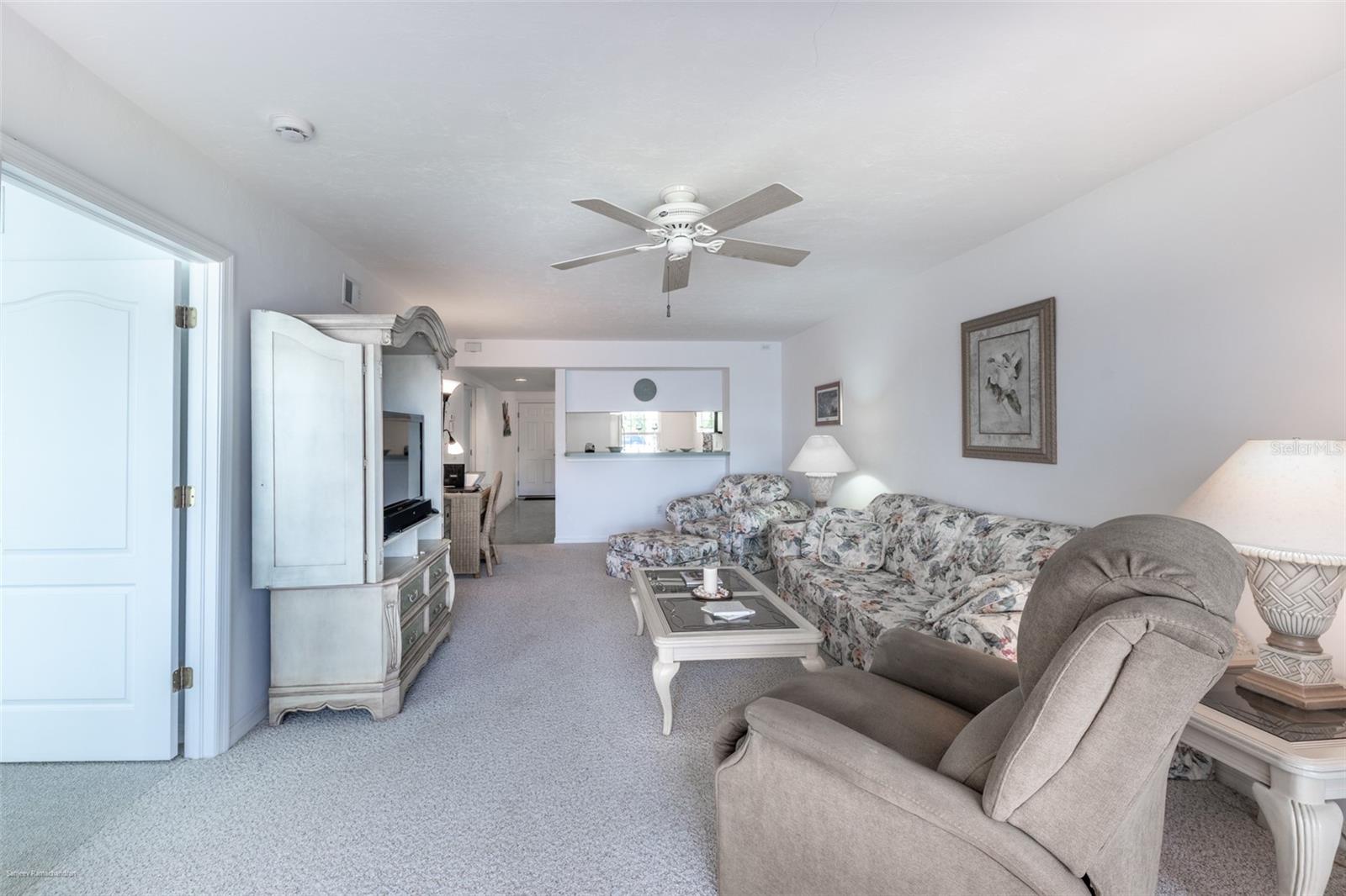 Image 33 of 51 For 11644 Egret Circle 1902