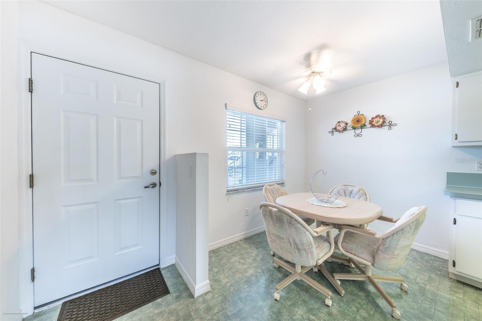Image 8 of 51 For 11644 Egret Circle 1902