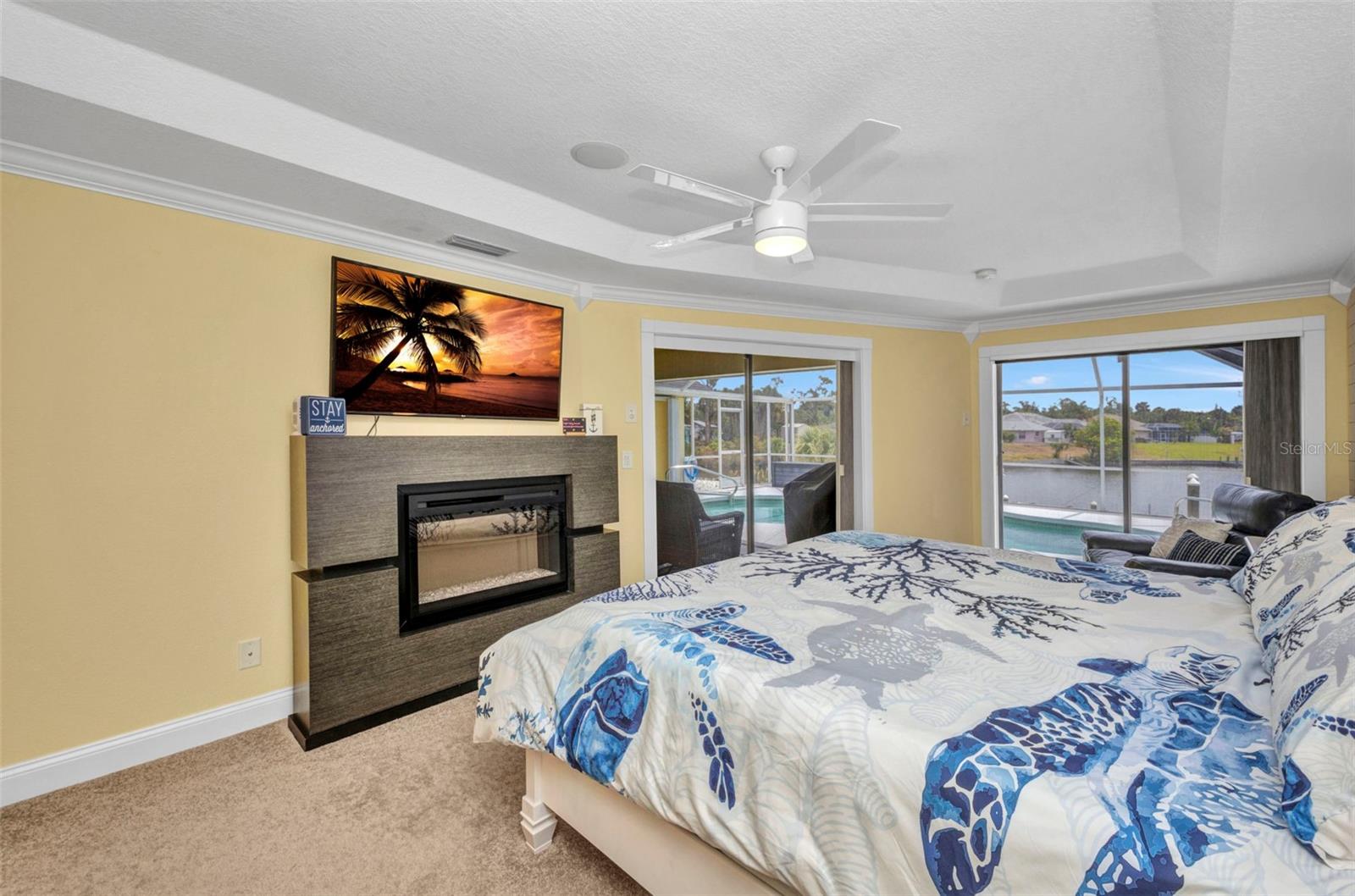 Image 7 of 93 For 474 Lomond Drive