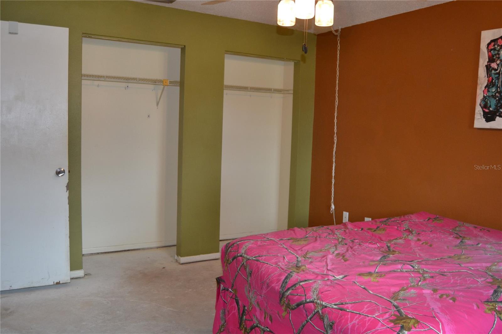 Image 13 of 28 For 21161 Knollwood Avenue
