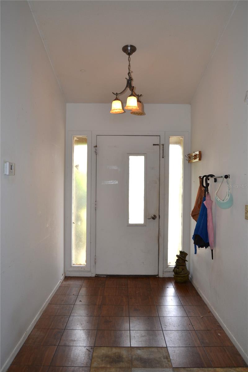 Image 5 of 28 For 21161 Knollwood Avenue