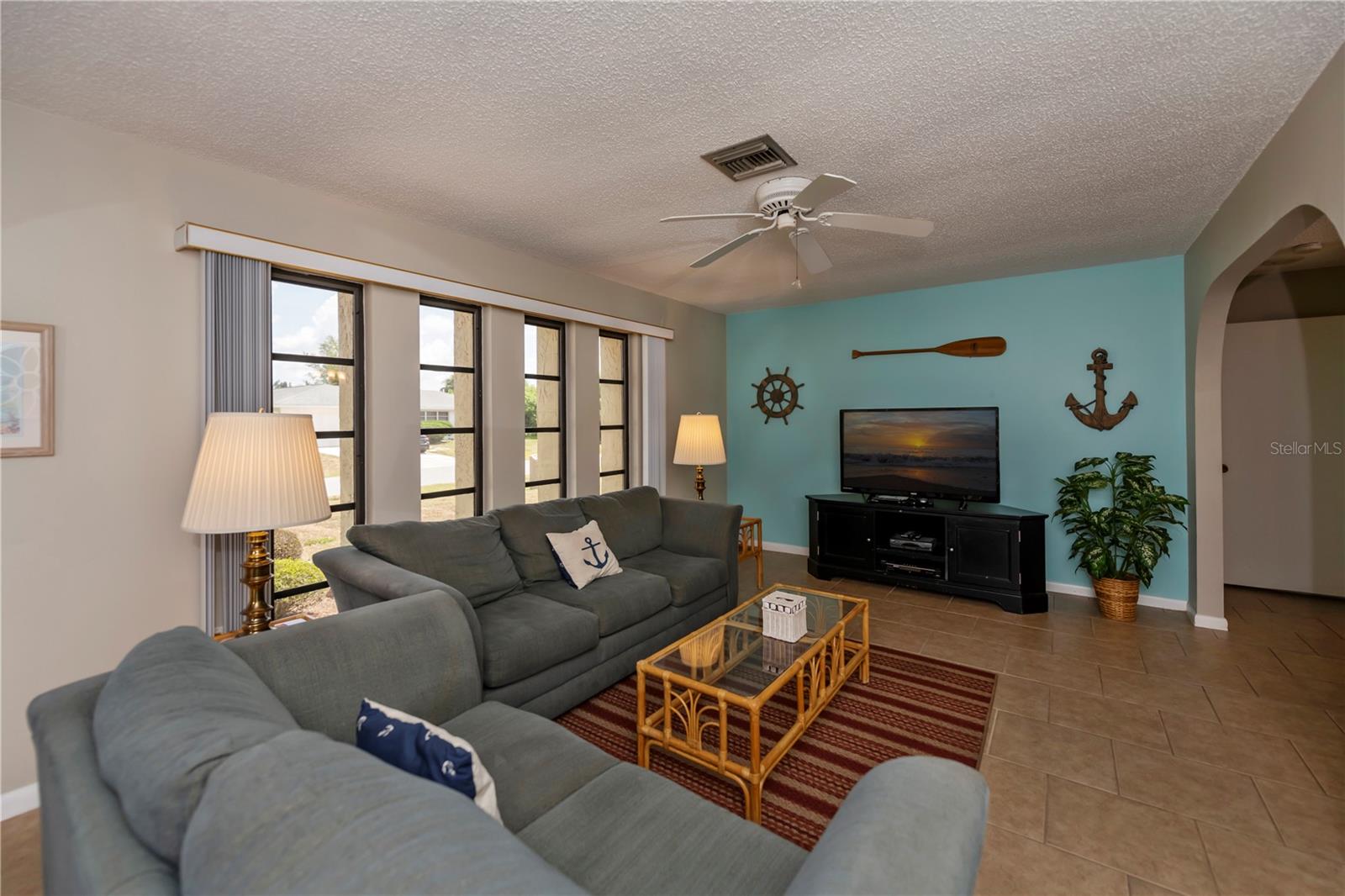 Image 11 of 57 For 543 Mayview Avenue Nw