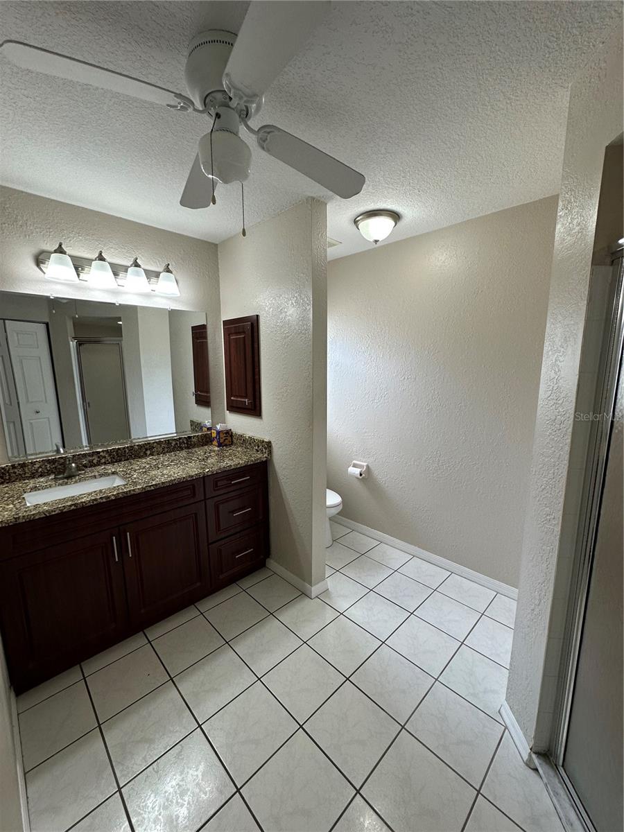 Image 10 of 27 For 16072 Galiano Court