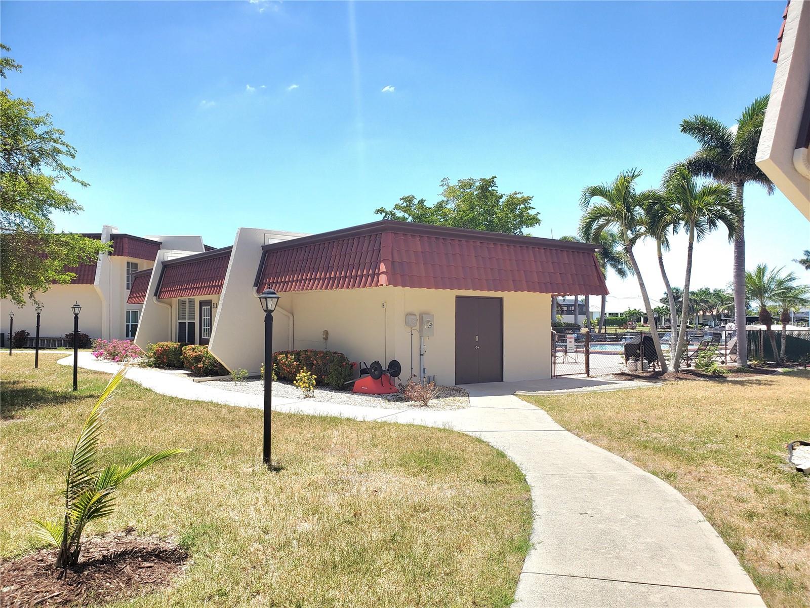 Image 22 of 24 For 311 Garvin Street 207b