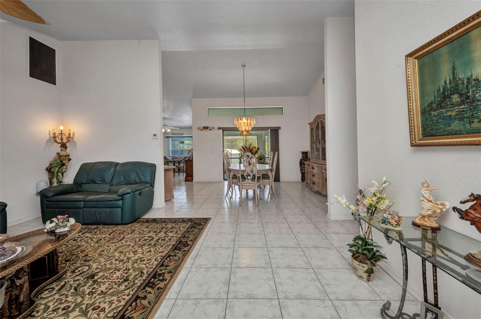 Image 7 of 61 For 17210 Chase Avenue