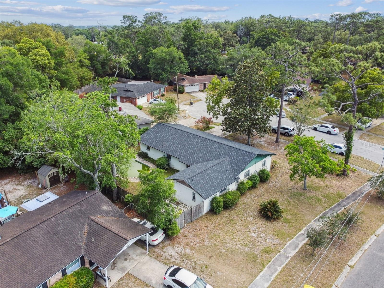 Image 32 of 37 For 6171 Hill View Court