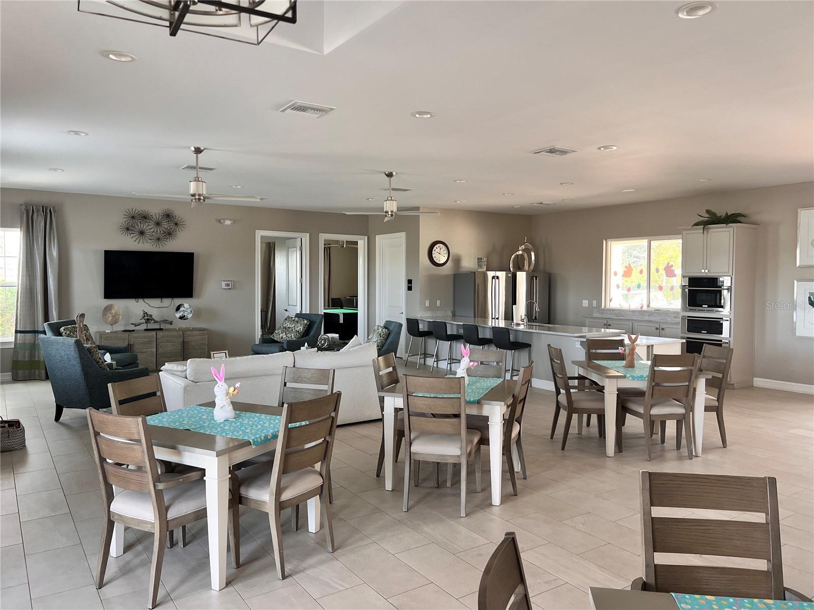 Image 14 of 22 For 7053 Waterford Parkway