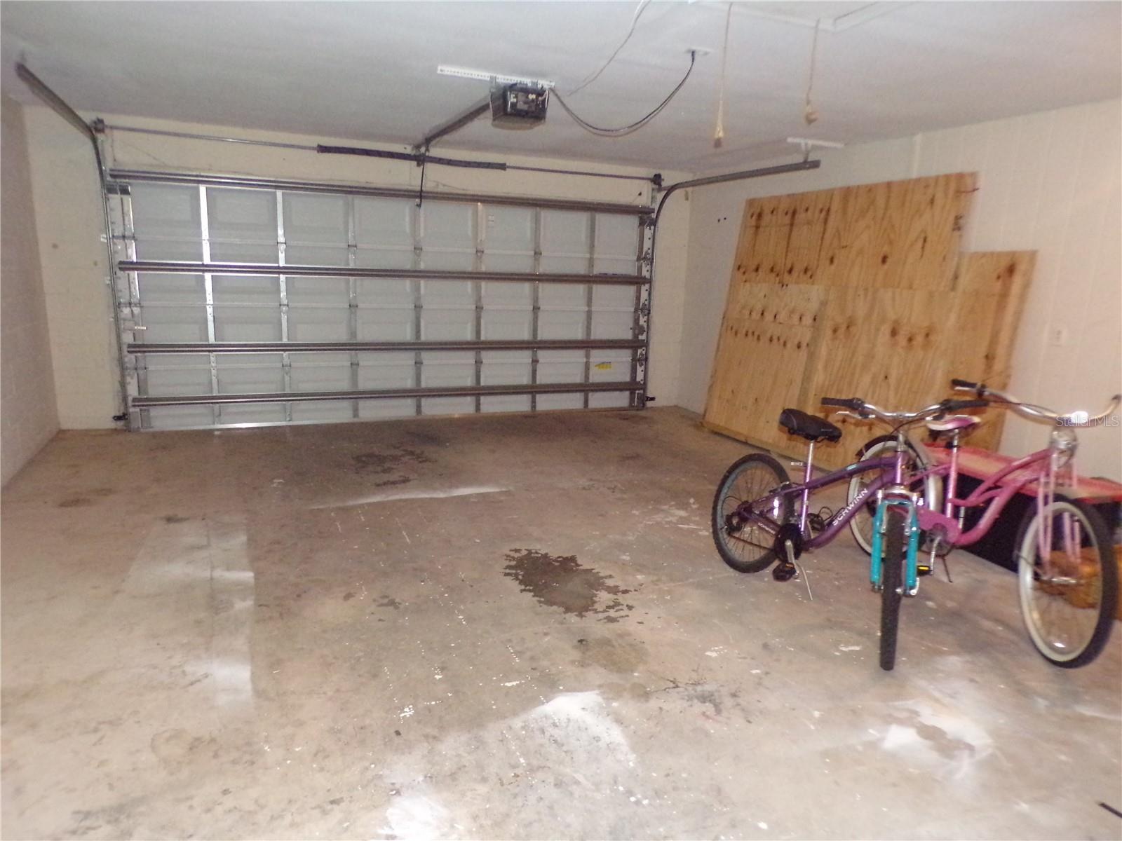 Image 33 of 34 For 1148 Salina Avenue