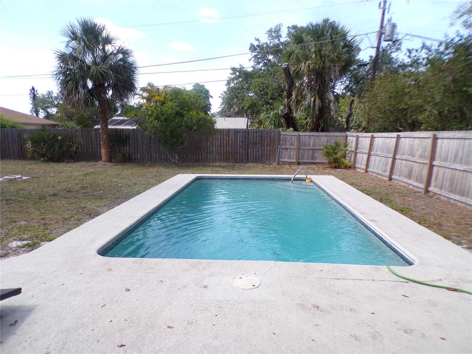 Image 8 of 34 For 1148 Salina Avenue