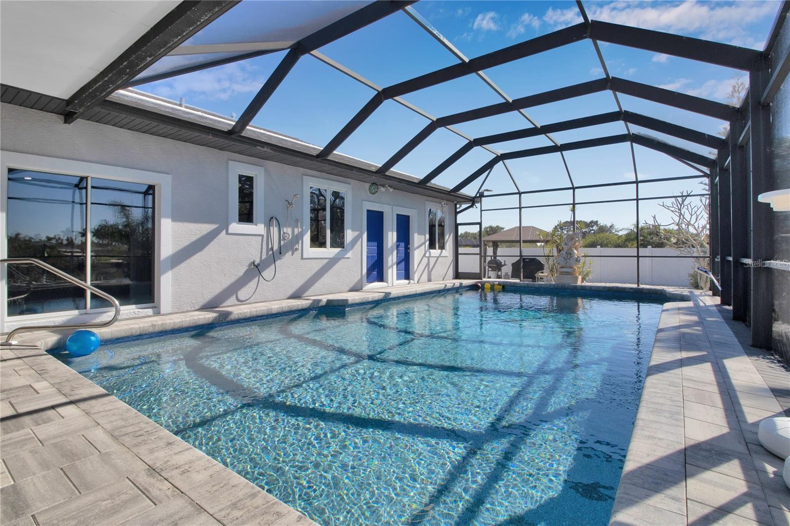 Image 2 of 46 For 17380 Bayharbor Circle