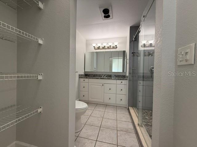 Image 30 of 46 For 17380 Bayharbor Circle