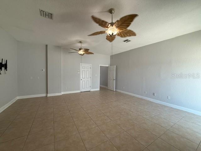 Image 32 of 46 For 17380 Bayharbor Circle