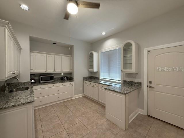 Image 33 of 46 For 17380 Bayharbor Circle
