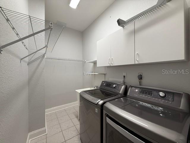 Image 37 of 46 For 17380 Bayharbor Circle