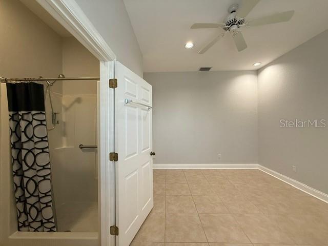 Image 39 of 46 For 17380 Bayharbor Circle