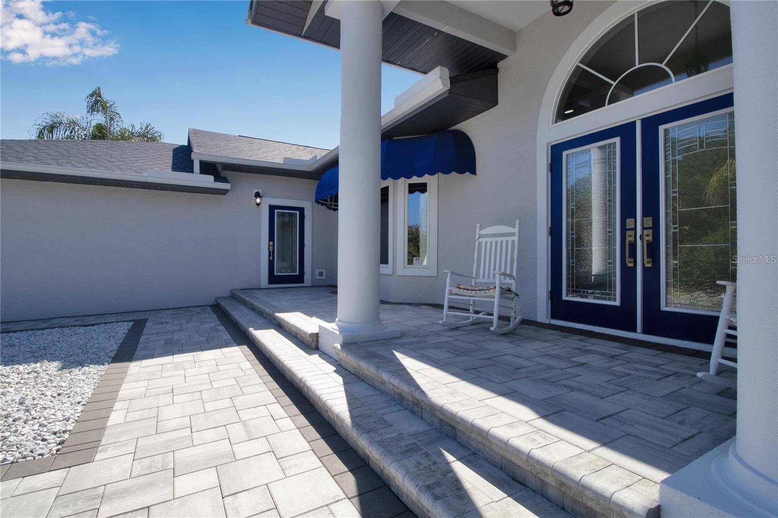 Image 4 of 46 For 17380 Bayharbor Circle