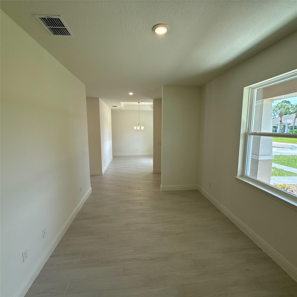 Image 3 of 15 For 106 Forrester Place