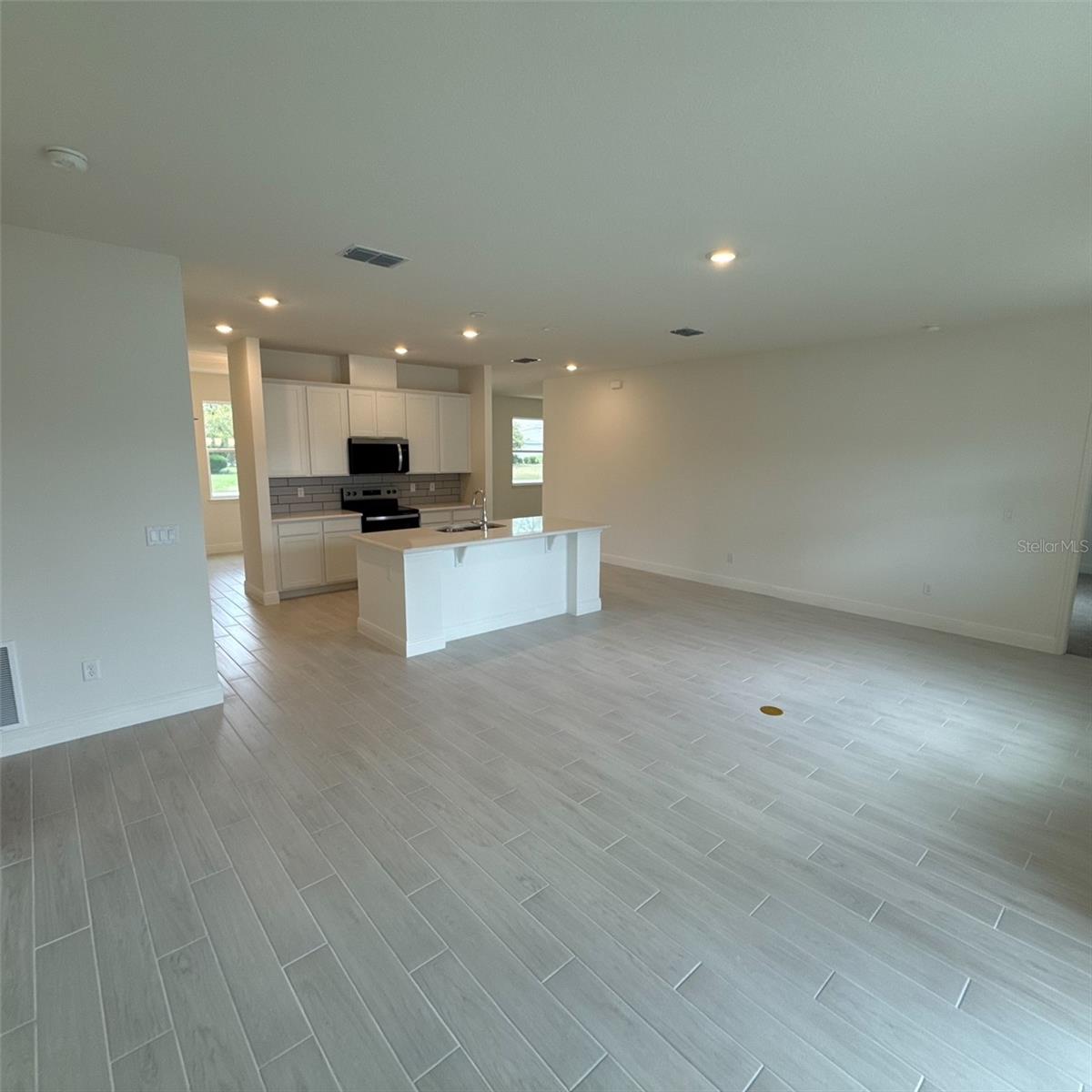 Image 4 of 15 For 106 Forrester Place