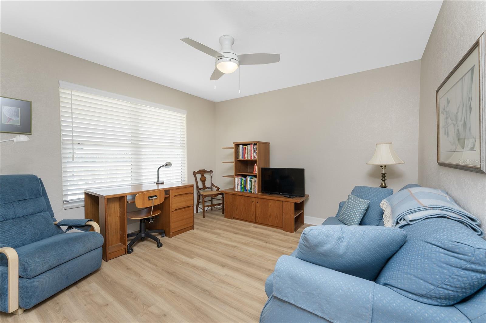 Image 37 of 64 For 101 N Marion Ct  215