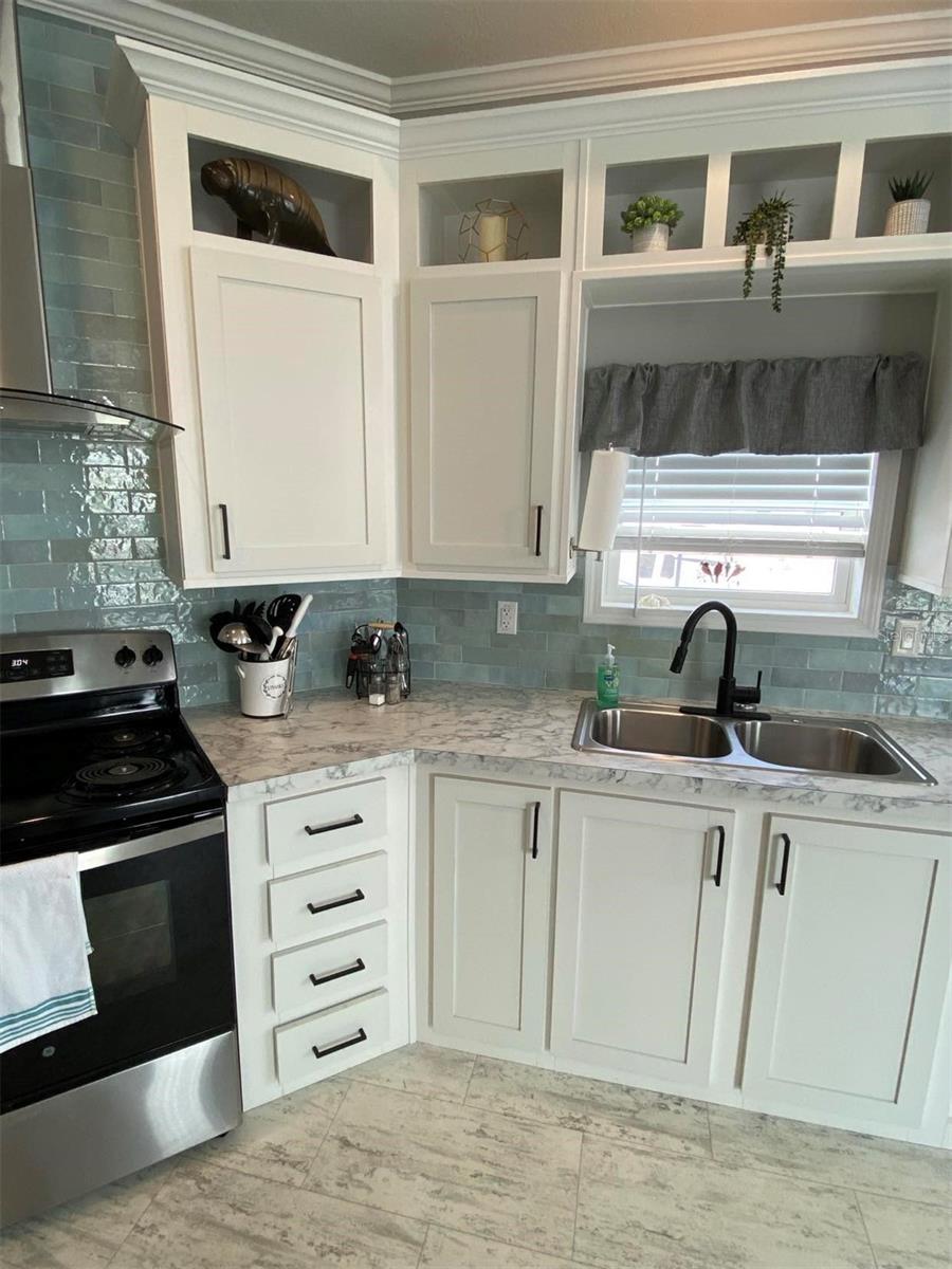 Image 12 of 46 For 3821 Blueberry Lane