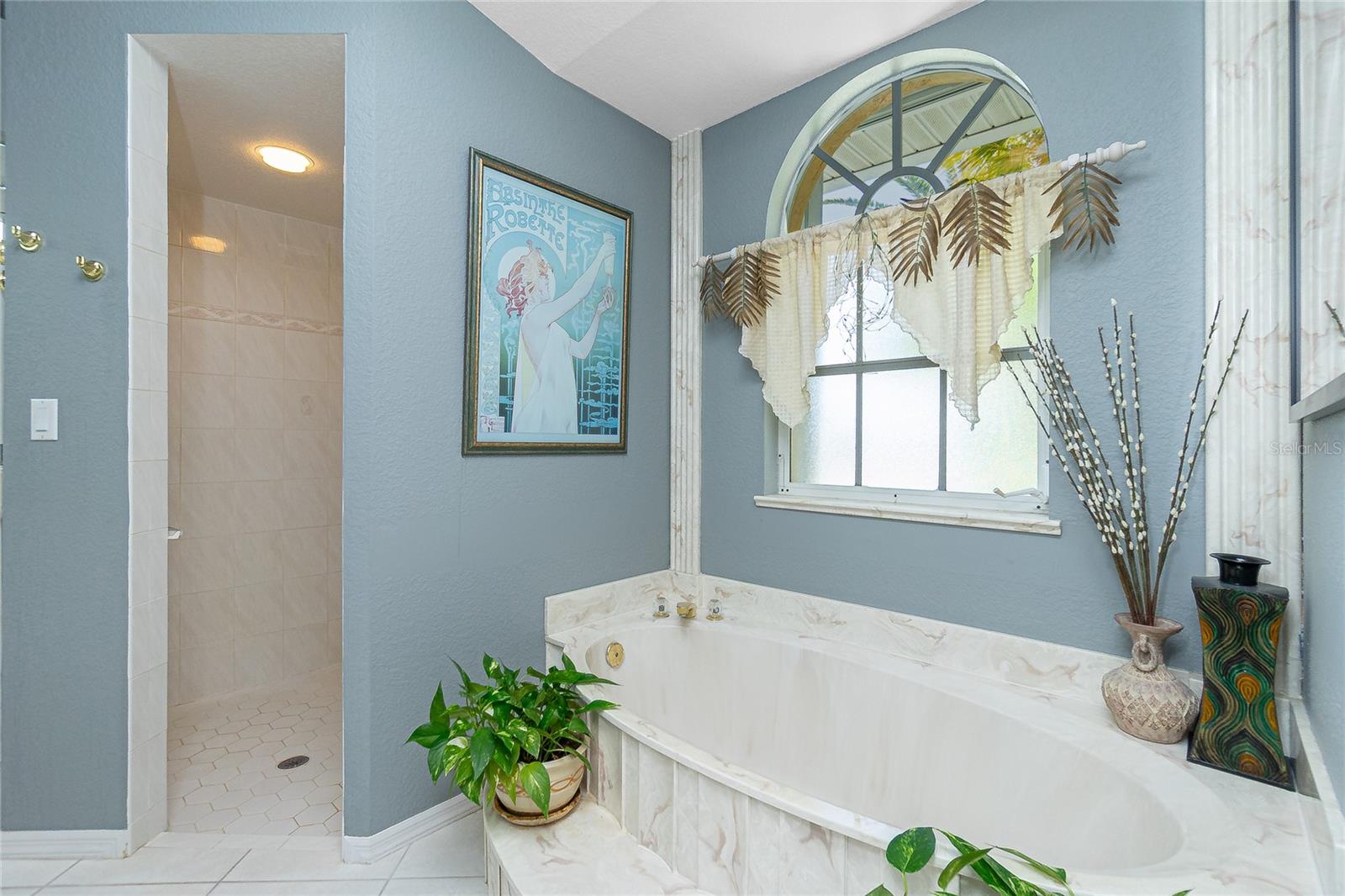 Image 38 of 73 For 1374 Grebe Drive